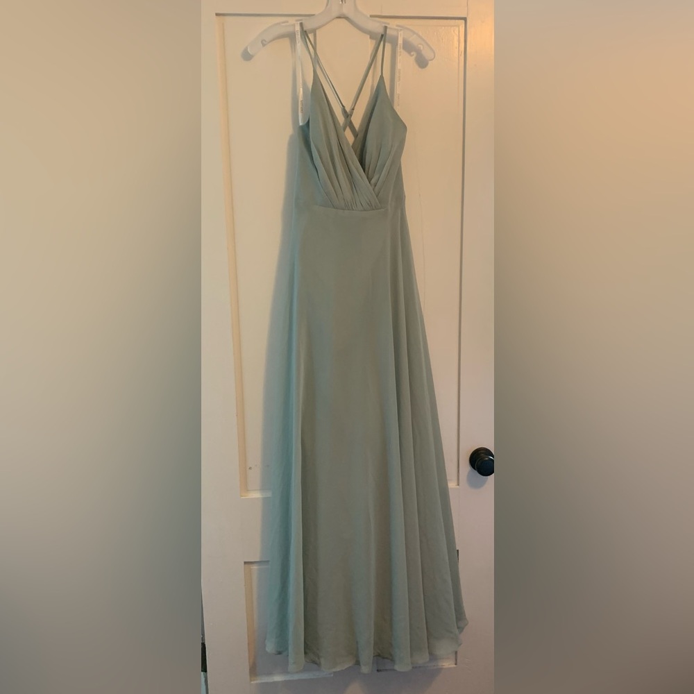 David’s Bridal bridesmaid dress dusty sage size 0
